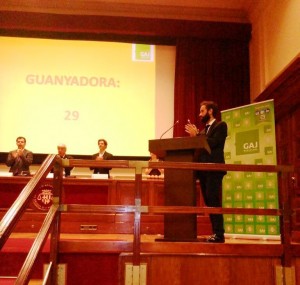 Pol Olivet, presentador de una de las categorías de los Premios Naranja y Limón. Fotografía: GAJ Barcelona