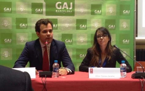 Esteve Grima (President) y Alba Tàsies (Vocal) del Grupo de Abogados Jóvenes de Barcelona.