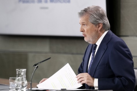El ministro de Educación, Cultura y Deporte y portavoz del Gobierno, Íñigo Méndez de Vigo, al inicio de la rueda de prensa posterior al Consejo de Ministros.